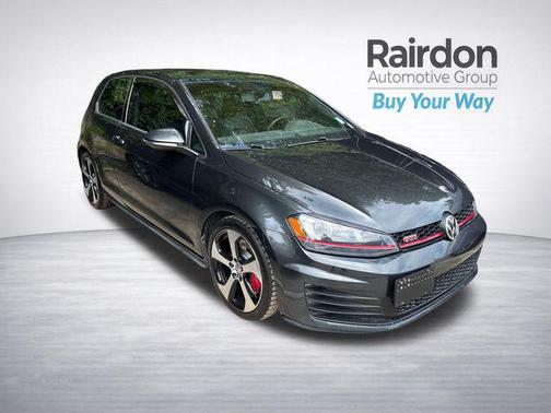 Steel Gray Metallic 2015 Volkswagen Golf GTI 2.0T SE w/Performance Package 2-Door