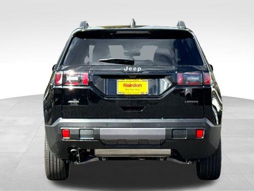 2026 Jeep Cherokee Laredo 4x4