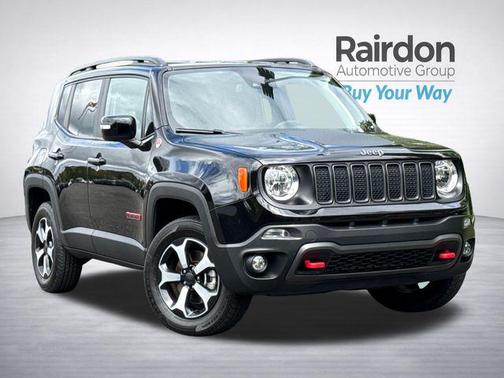 Black Clearcoat 2022 Jeep Renegade Trailhawk
