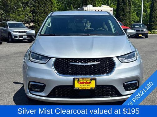 Silver Mist Clearcoat 2023 Chrysler Pacifica Touring L