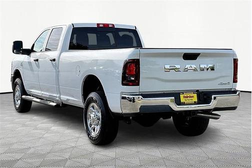 2025 RAM 3500 Tradesman Crew Cab 4x4 8' Box