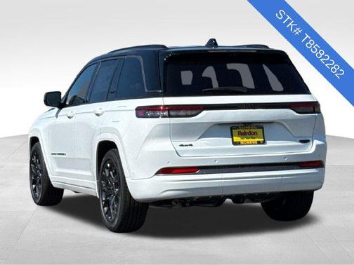 Bright White Clearcoat 2026 Jeep Grand Cherokee Summit