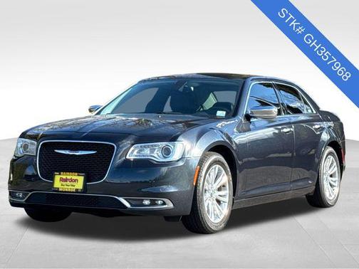 2016 Chrysler 300 S