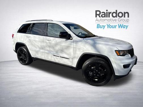 Bright White Clearcoat 2019 Jeep Grand Cherokee Upland