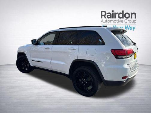 Bright White Clearcoat 2019 Jeep Grand Cherokee Upland