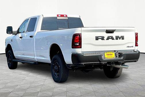 2025 RAM 2500 Tradesman Crew Cab 4x4 8' Box