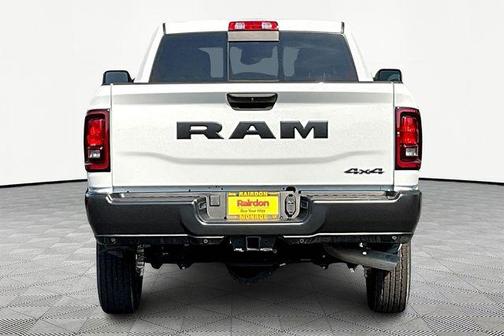 2025 RAM 2500 Tradesman Crew Cab 4x4 8' Box