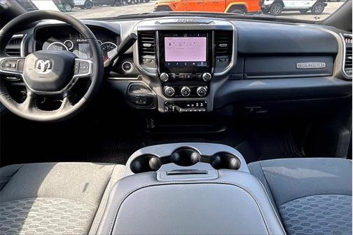 2025 RAM 2500 Big Horn Crew Cab 4x4 6'4' Box