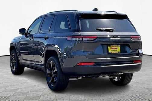2025 Jeep Grand Cherokee Altitude