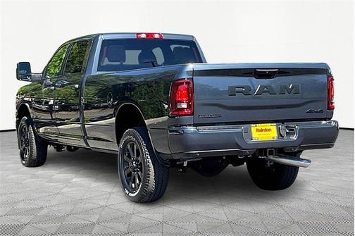 2025 RAM 3500 Big Horn Crew Cab 4x4 8' Box