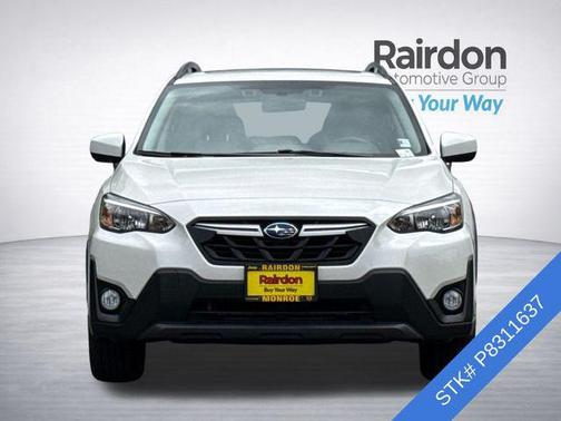 Crystal White Pearl 2023 Subaru Crosstrek Premium