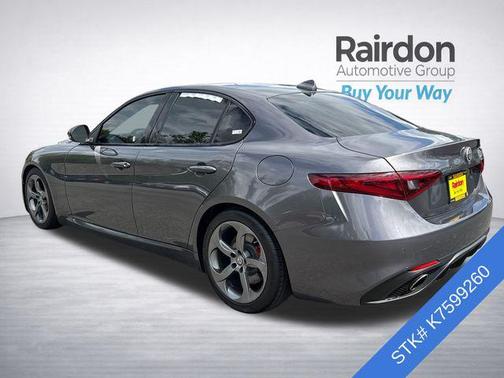 Vesuvio Gray Metallic 2019 Alfa Romeo Giulia Sport
