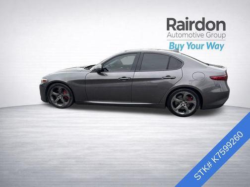 Vesuvio Gray Metallic 2019 Alfa Romeo Giulia Sport