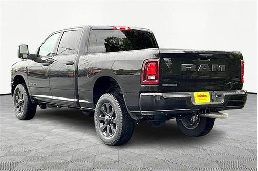 2025 RAM 2500 Big Horn Crew Cab 4x4 6'4' Box