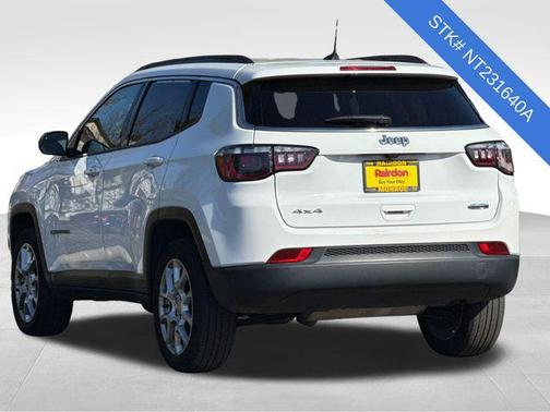 2022 Jeep Compass Latitude Lux