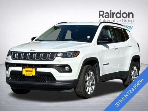 2022 Jeep Compass Latitude Lux