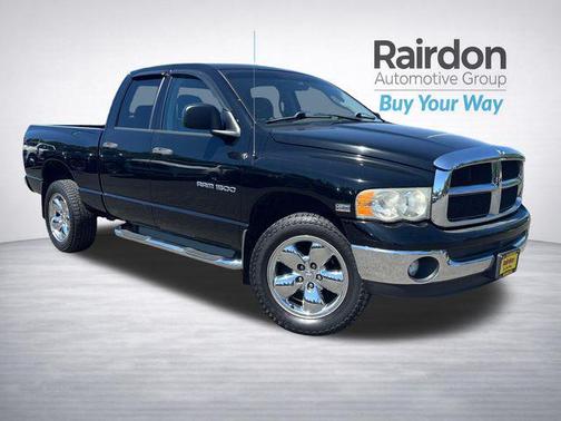 Black Clearcoat 2004 Dodge Ram 1500 SLT Quad Cab