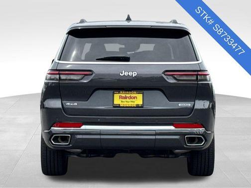 Baltic Gray Metallic Clearcoat 2025 Jeep Grand Cherokee L Overland