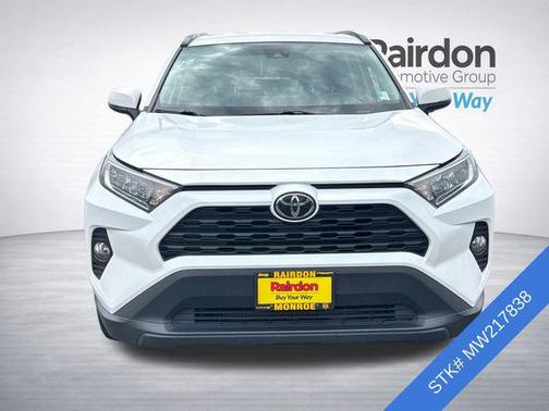Super White 2021 Toyota RAV4 XLE