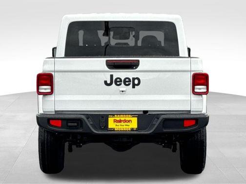 Bright White Clearcoat 2026 Jeep Gladiator Sport S