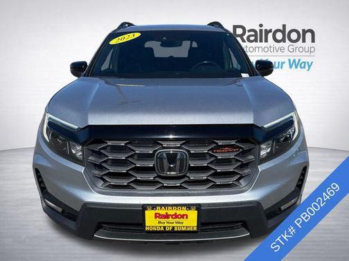 Lunar Silver Metallic 2023 Honda Passport AWD TrailSport