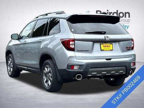 Lunar Silver Metallic 2023 Honda Passport AWD TrailSport