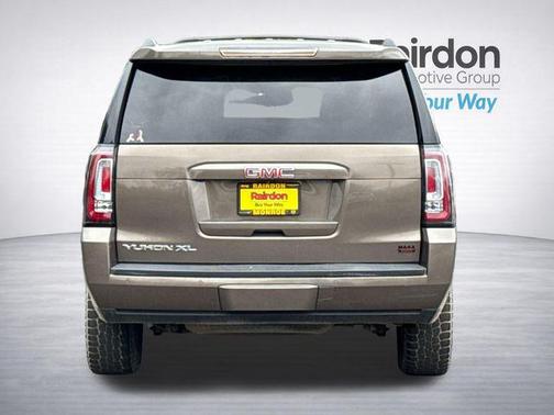 2016 GMC Yukon XL SLT