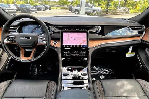 2025 Jeep Grand Cherokee L Summit Reserve