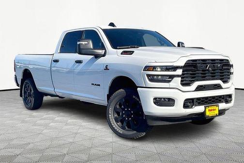 2025 RAM 2500 Big Horn Crew Cab 4x4 8' Box