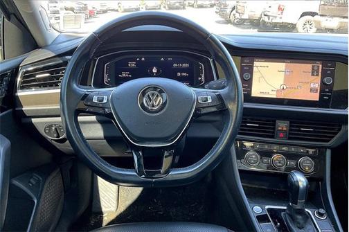 2019 Volkswagen Jetta 1.4T SEL Premium
