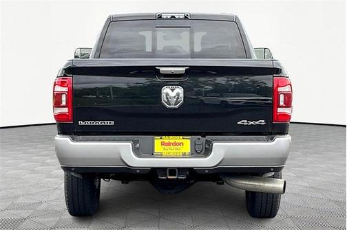 2021 RAM 2500 Laramie Crew Cab 4x4 6'4' Box