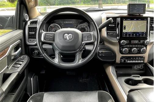 2021 RAM 2500 Laramie Crew Cab 4x4 6'4' Box
