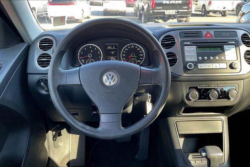 2010 Volkswagen Tiguan S