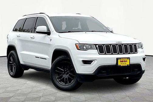 2020 Jeep Grand Cherokee Laredo