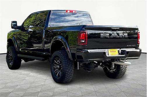 2025 RAM 2500 Big Horn Crew Cab 4x4 6'4' Box