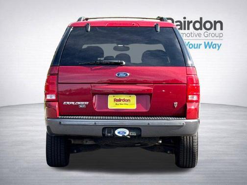 Red Fire Clearcoat Metallic 2004 Ford Explorer XLT