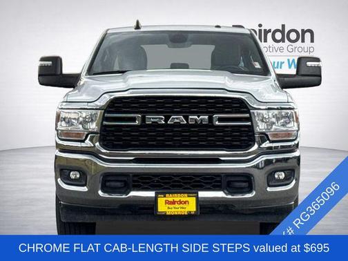 Bright White Clearcoat 2024 RAM 2500 Big Horn Crew Cab 4x4 6'4' Box