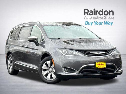 2019 Chrysler Pacifica Hybrid Limited