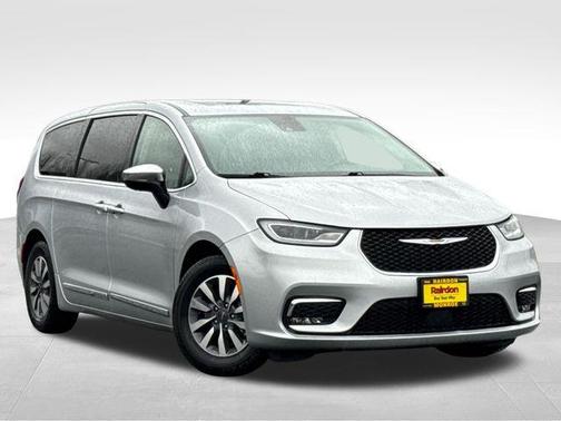 2023 Chrysler Pacifica Hybrid Limited