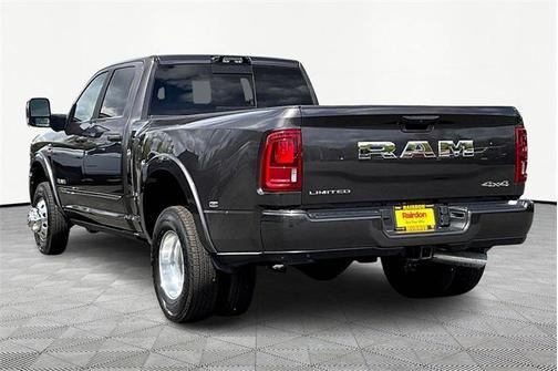 2025 RAM 3500 Limited Crew Cab 4x4 8' Box