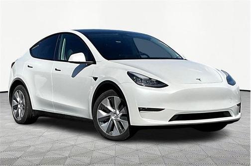 2022 Tesla Model Y Long Range Dual Motor All-Wheel Drive