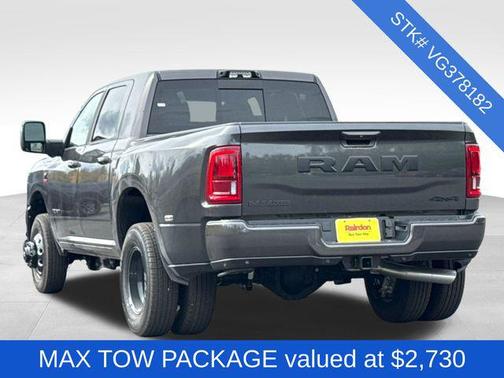 Granite Crystal Metallic Clearcoat 2027 RAM 3500 Laramie