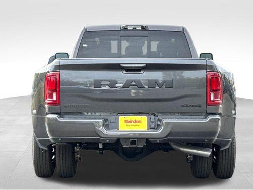 Granite Crystal Metallic Clearcoat 2027 RAM 3500 Laramie
