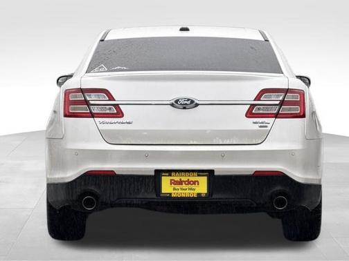 2014 Ford Taurus SEL