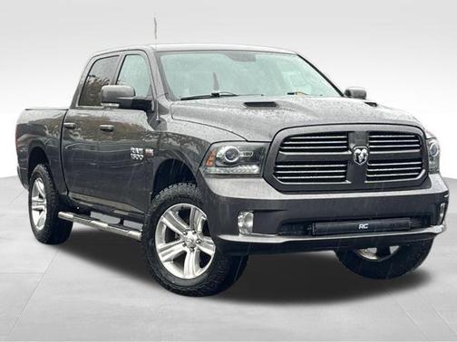 2017 RAM 1500 Sport