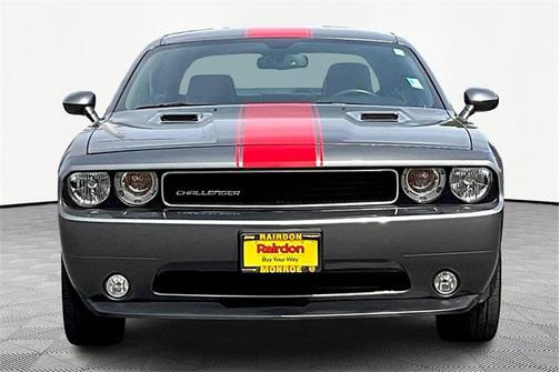 2012 Dodge Challenger SXT