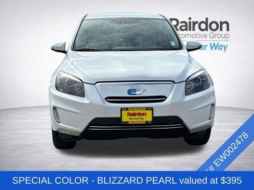 Blizzard Pearl 2014 Toyota RAV4 EV Base