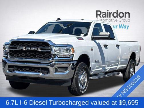 Bright White Clearcoat 2022 RAM 2500 Tradesman Crew Cab 4x4 8' Box