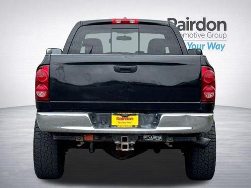Brilliant Black Crystal Pearlcoat 2007 Dodge Ram 2500 SLT Quad Cab