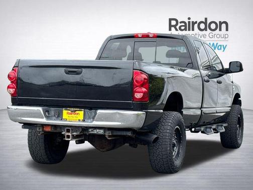 Brilliant Black Crystal Pearlcoat 2007 Dodge Ram 2500 SLT Quad Cab